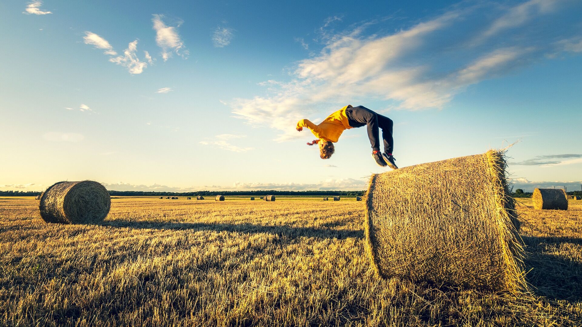 Sprung vom Strohballen